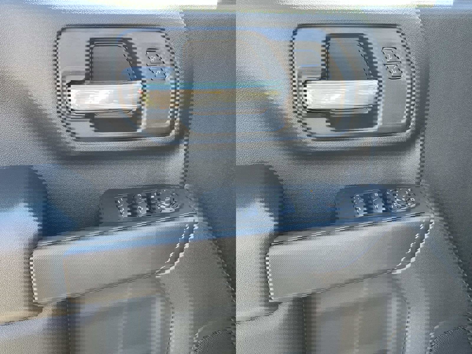 New 2026 Chevrolet Silverado 2500 Custom w/ Custom Value Package image 5