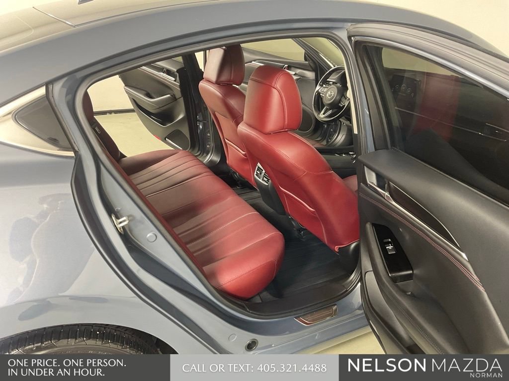 Used 2021 MAZDA MAZDA6 Carbon Edition FWD image 16