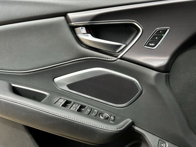 Certified 2025 Acura RDX SH-AWD image 24