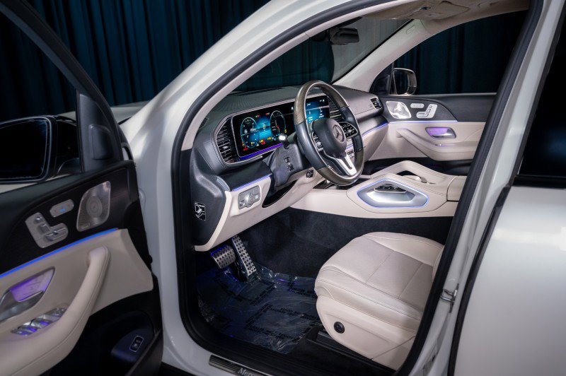 Certified 2023 Mercedes-Benz GLS 450 4MATIC image 11