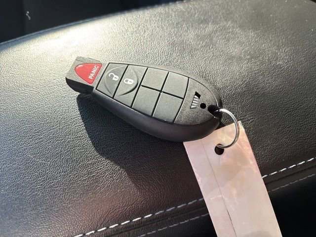 Used 2019 Jeep Cherokee Latitude w/ Cold Weather Group image 48