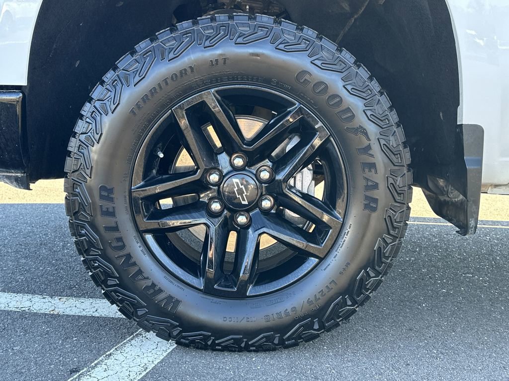 Used 2024 Chevrolet Silverado 1500 LT Trail Boss w/ Protection Package image 15