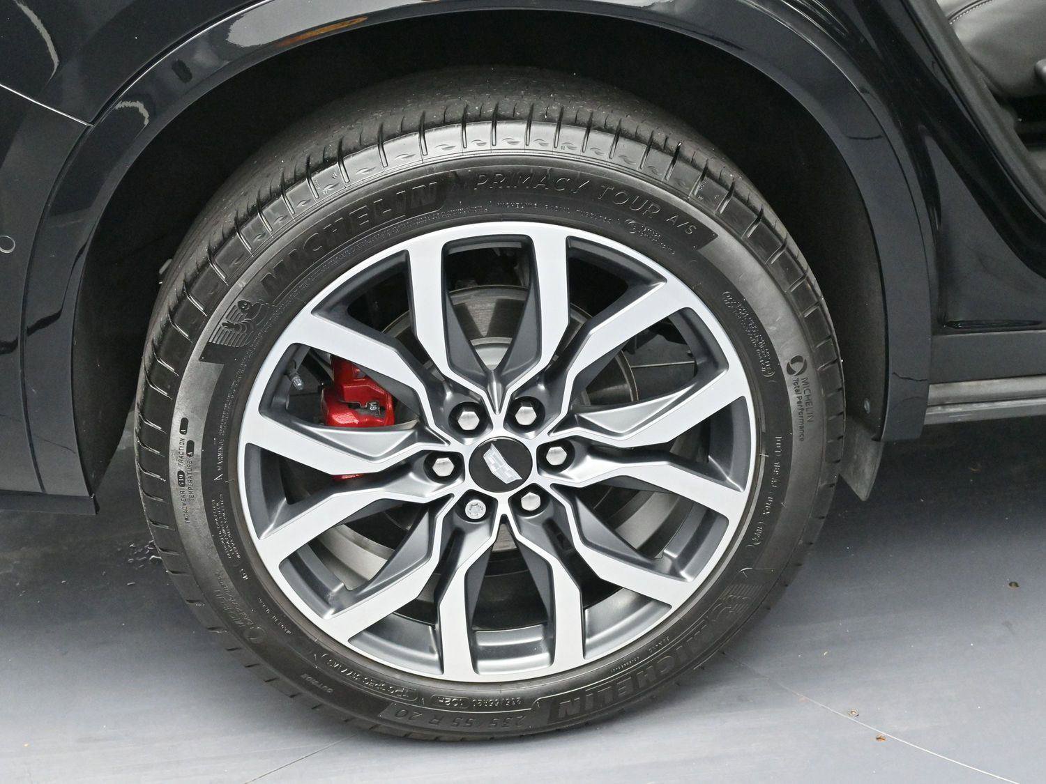 Certified 2024 Cadillac XT6 Sport w/ Platinum Package image 39