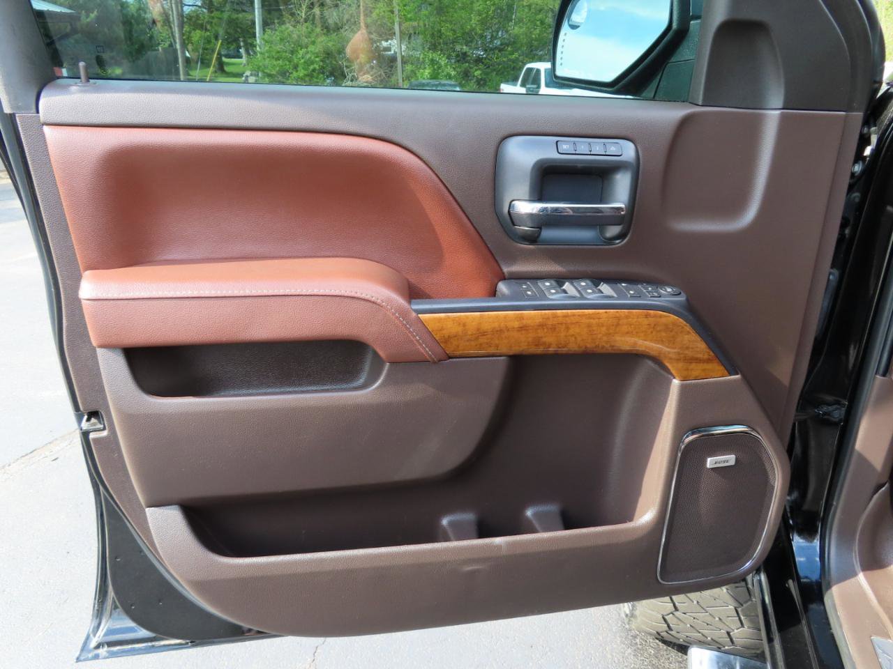 Used 2015 Chevrolet Silverado 2500 High Country w/ Duramax Plus Package AWD/4WD image 19