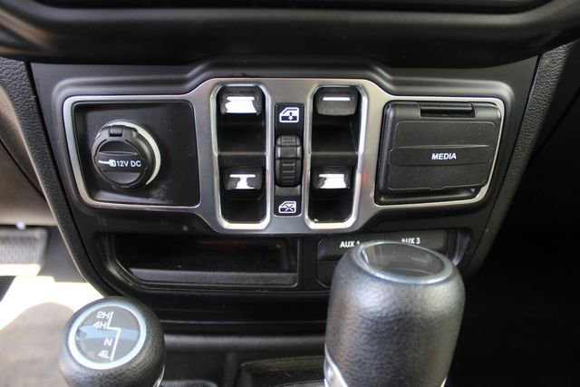 Used 2021 Jeep Wrangler Unlimited Sport image 15