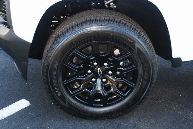 New 2026 Chevrolet Colorado W/T w/ WT Custom Package image 2