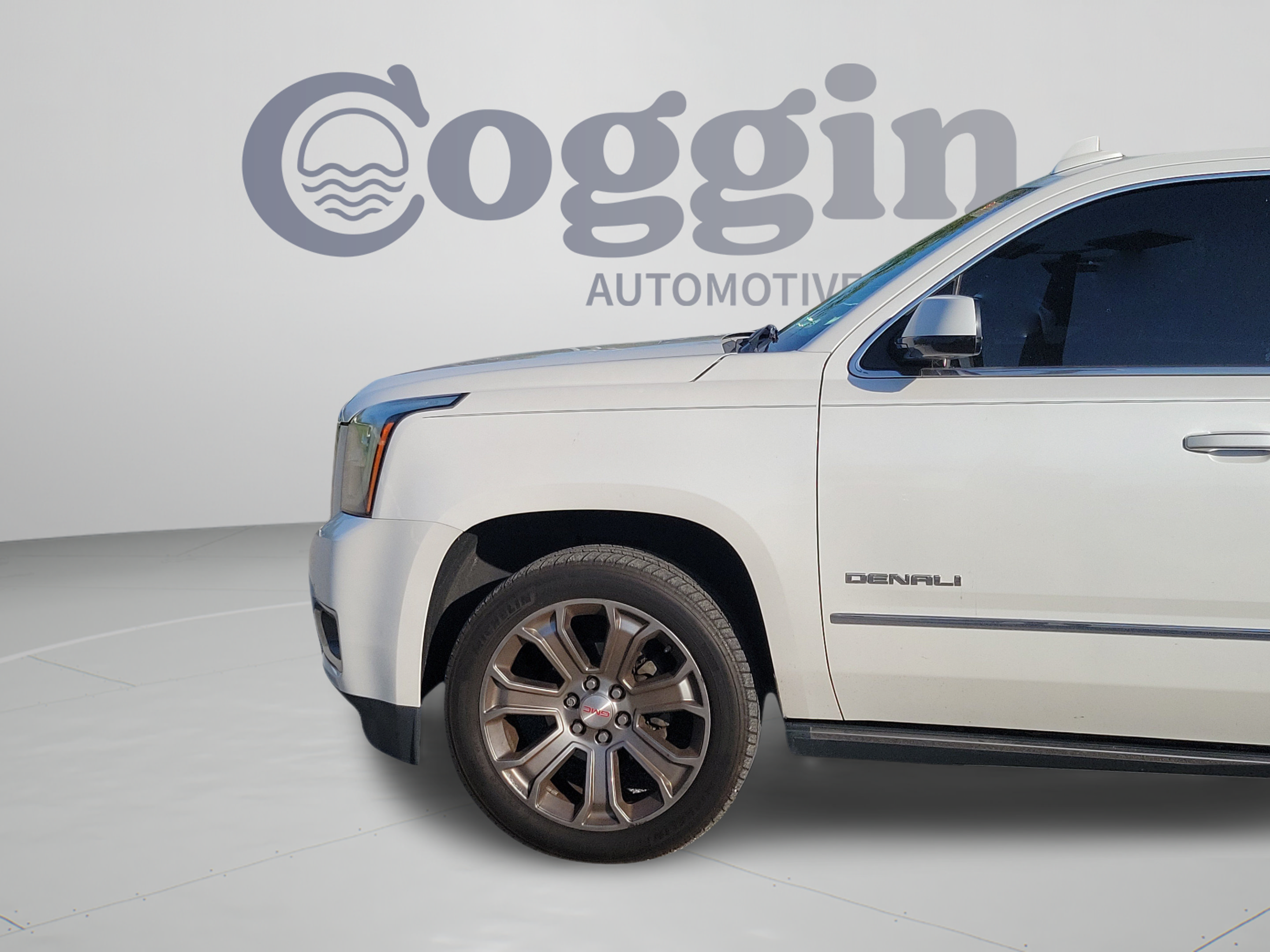 Used 2017 GMC Yukon Denali w/ Open Road Package RWD image 34