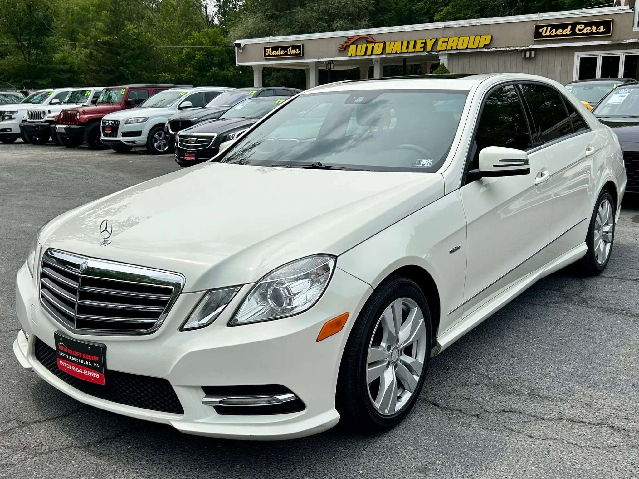 Used 2012 Mercedes-Benz E 350 BlueTEC Sedan image 4