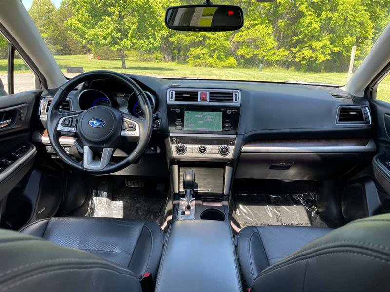 Used 2016 Subaru Outback 3.6R Limited AWD/4WD image 22