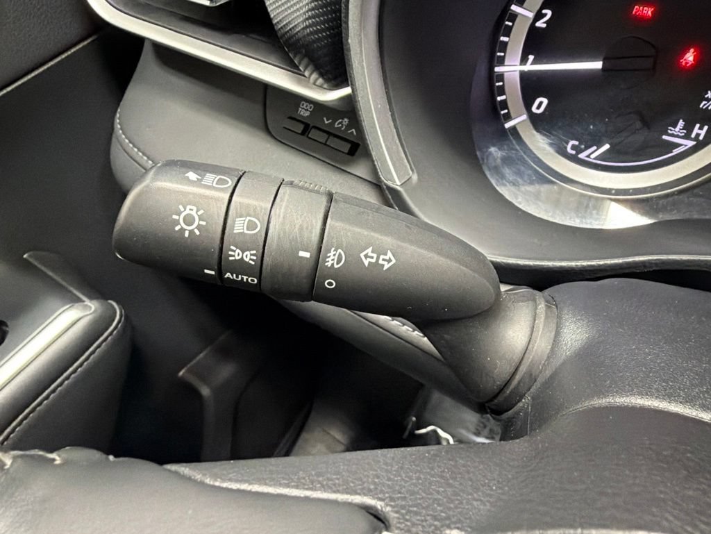 Used 2023 Toyota Highlander XSE AWD/4WD image 28