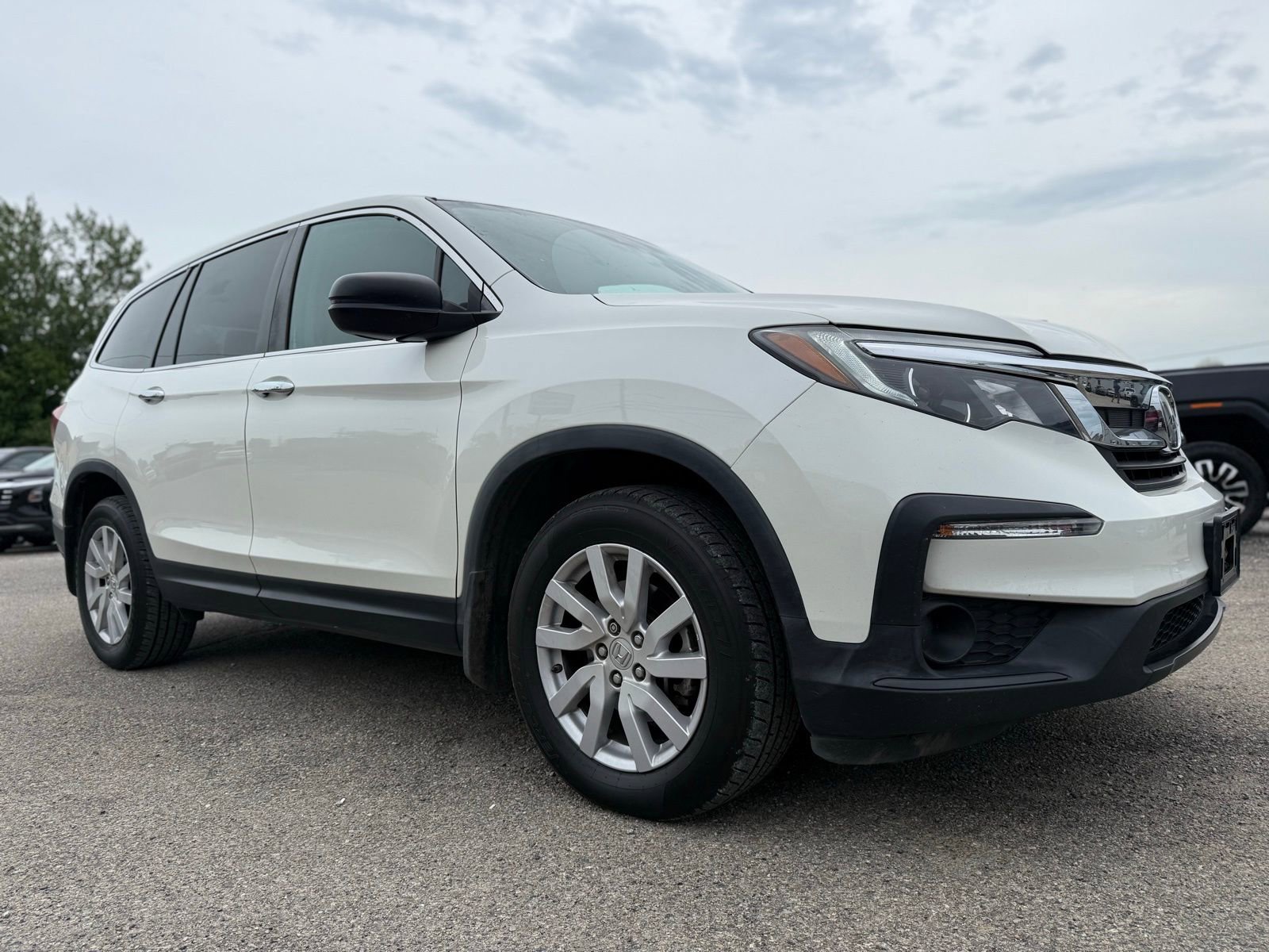 Used 2019 Honda Pilot LX image 9