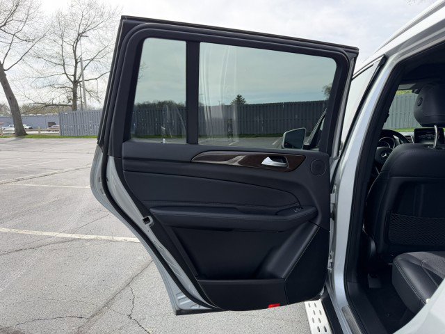 Used 2017 Mercedes-Benz GLS 450 4MATIC image 26
