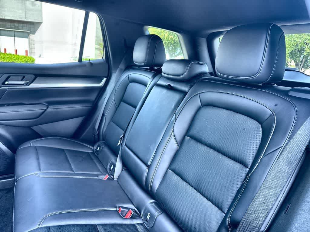 Used 2026 GMC Terrain Elevation w/ Elevation Premium Package FWD image 22