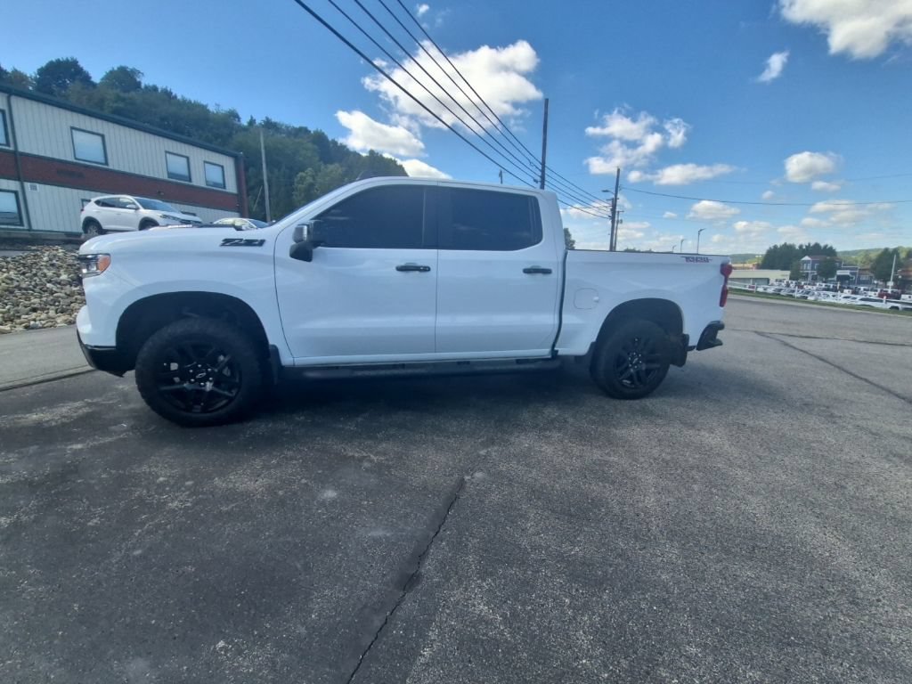 Used 2026 Chevrolet Silverado 1500 LT Trail Boss w/ LT Trail Boss Premium Package AWD/4WD image 4
