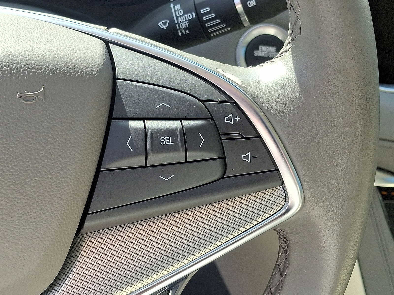 Used 2024 Cadillac XT5 Premium Luxury image 18