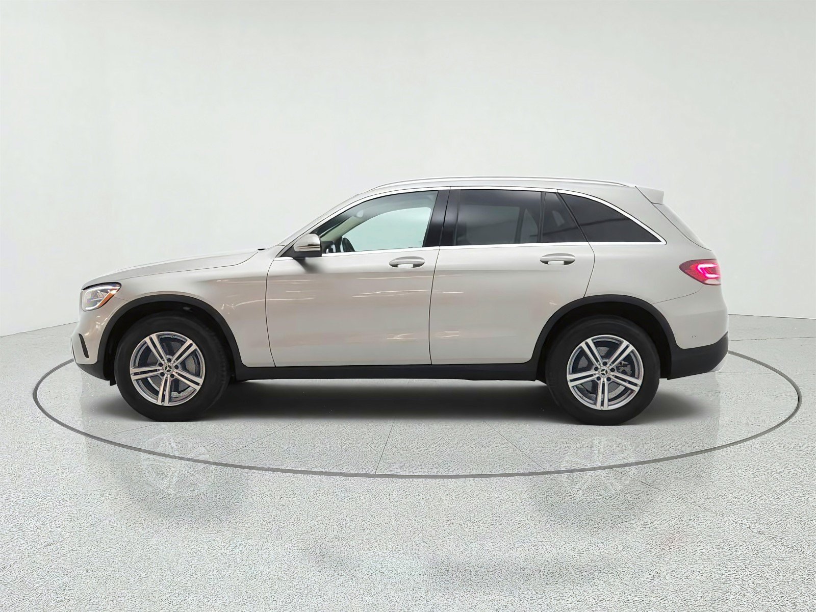 Certified 2022 Mercedes-Benz GLC 300 image 8