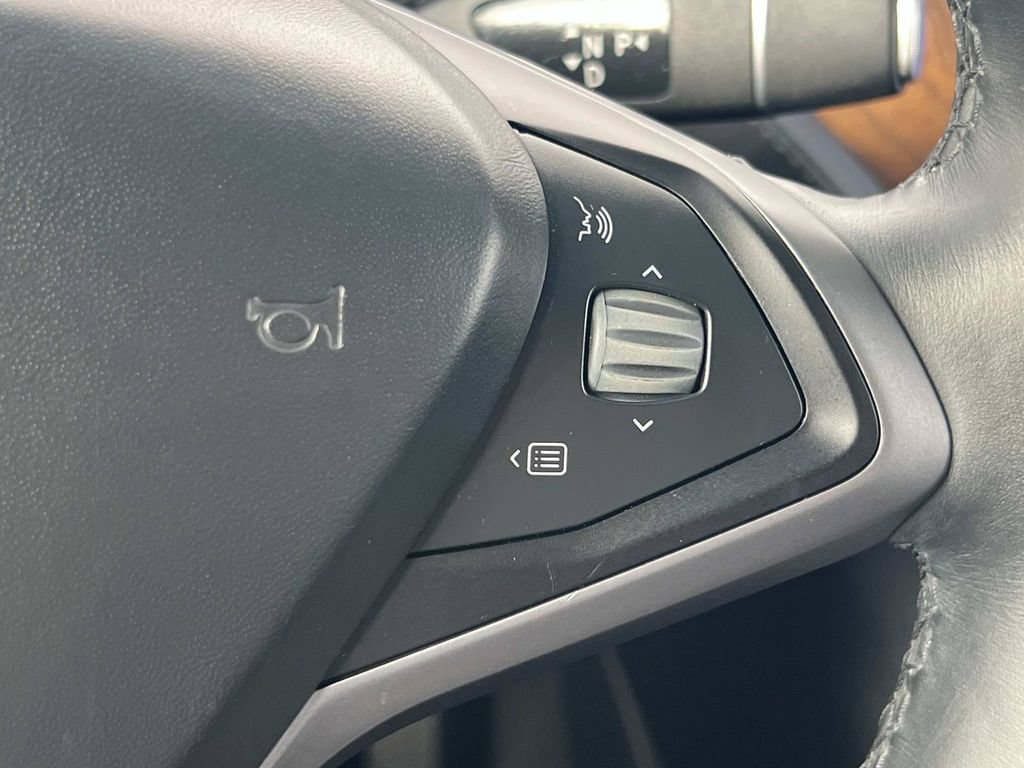 Used 2020 Tesla Model X Long Range AWD/4WD image 10