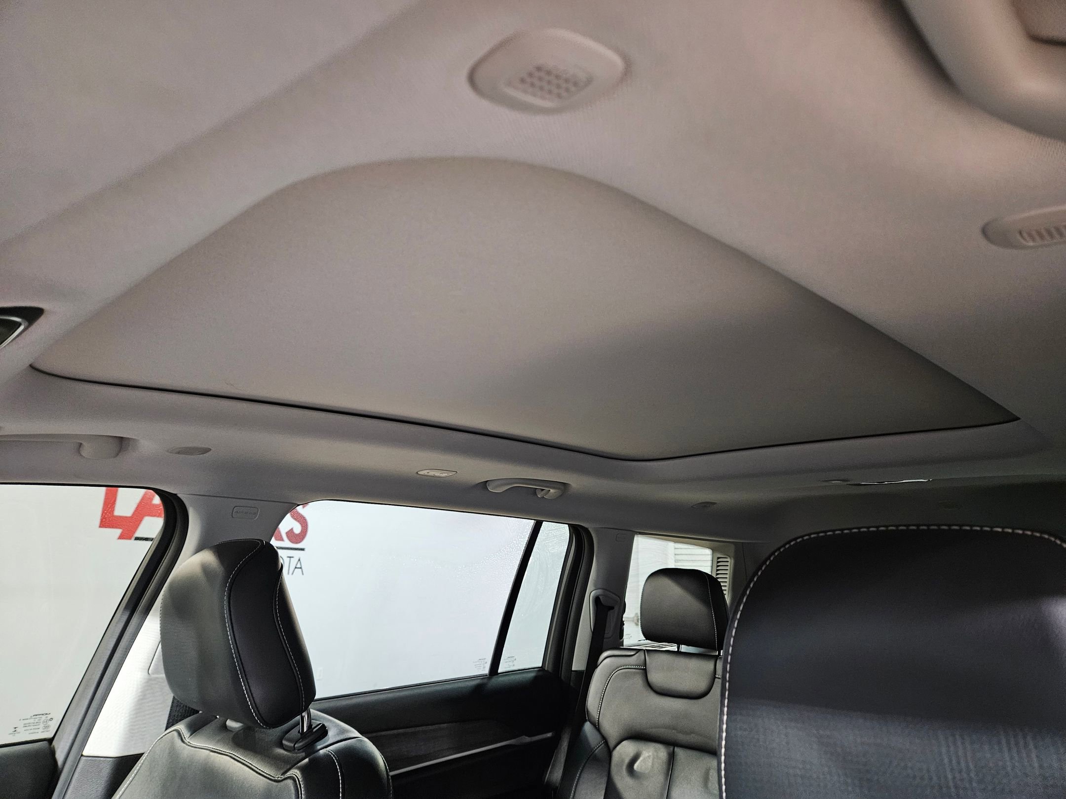 Used 2022 Jeep Grand Cherokee L Limited image 25