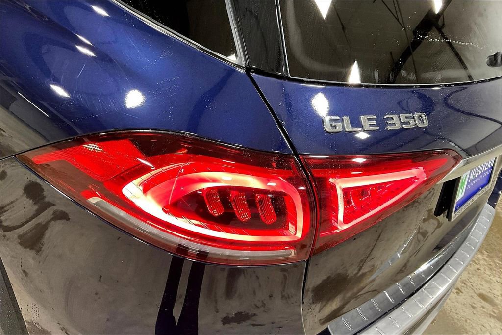 Used 2022 Mercedes-Benz GLE 350 4MATIC w/ Premium Package image 23