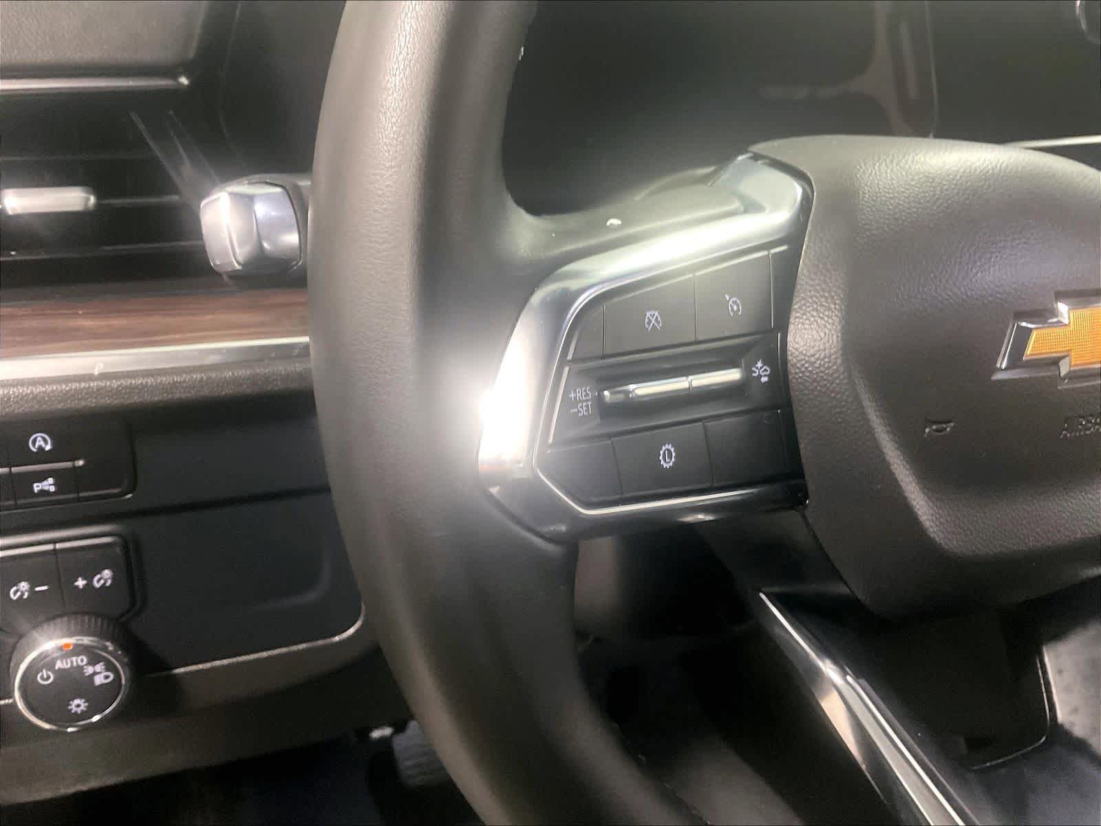 Used 2025 Chevrolet Tahoe LT AWD/4WD image 23