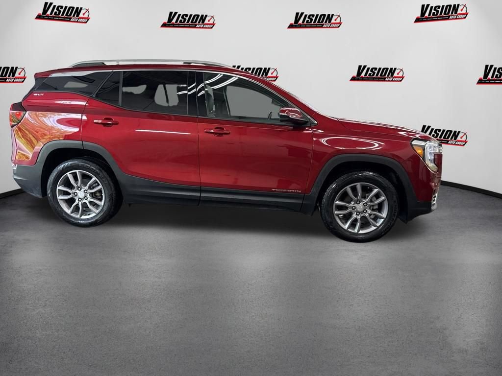 Used 2023 GMC Terrain SLT AWD/4WD image 4