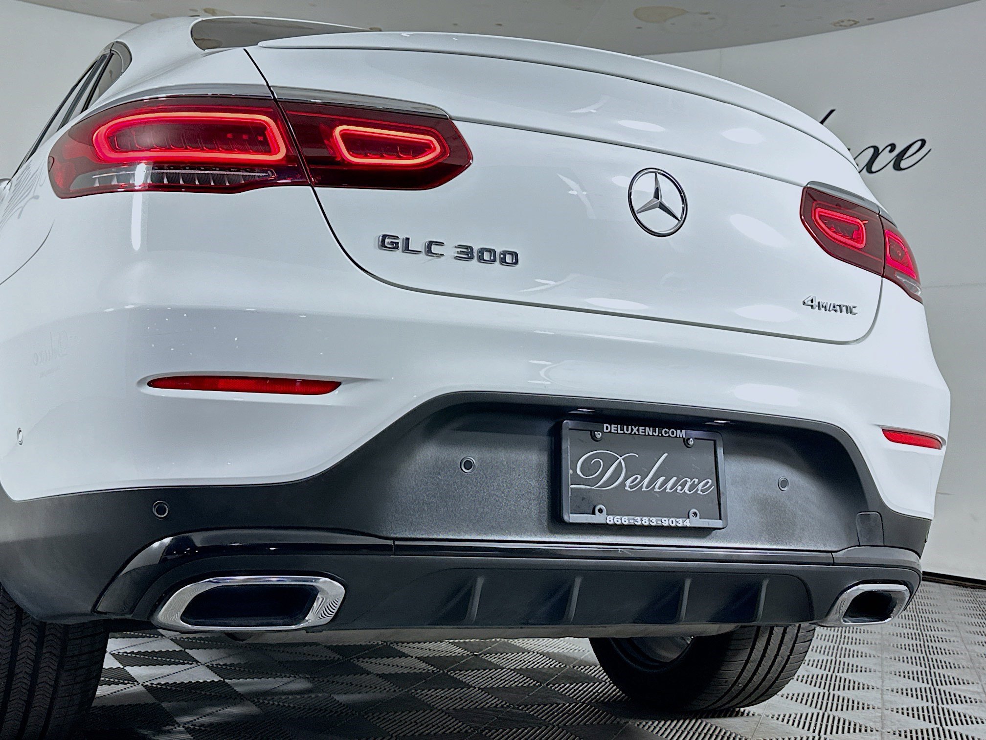 Used 2023 Mercedes-Benz GLC 300 4MATIC Coupe w/ AMG Line image 27