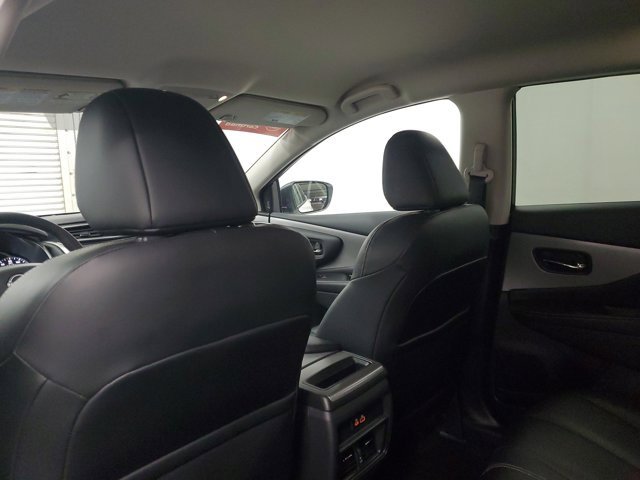 Used 2024 Nissan Murano SV w/ SV Midnight Edition Package image 12