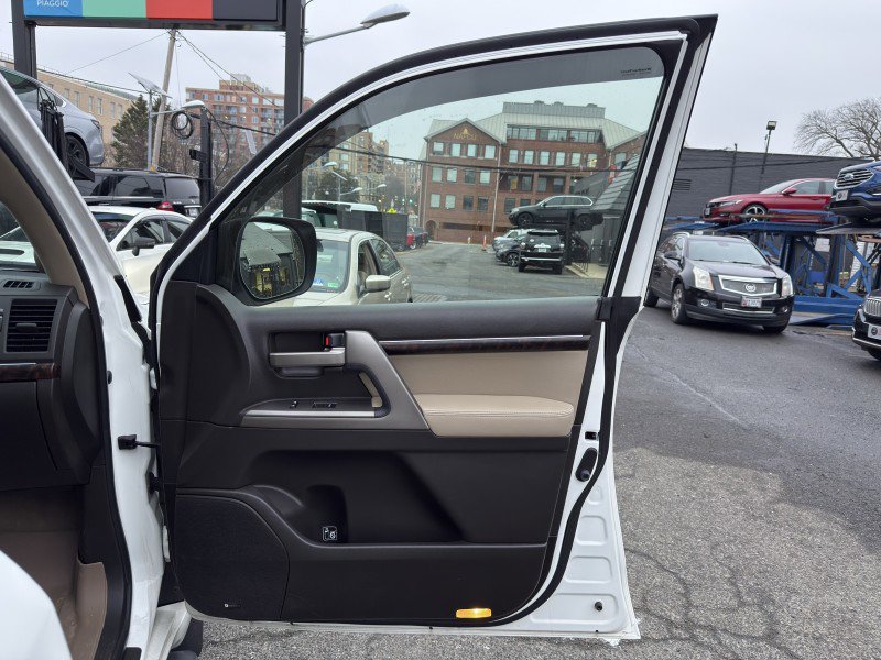 Used 2011 Toyota Land Cruiser 4WD image 23