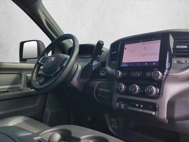 Used 2025 RAM 2500 Tradesman w/ Chrome Appearance Group image 23