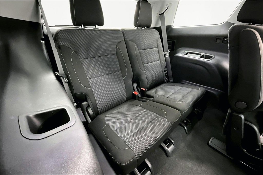 Used 2023 GMC Acadia SLE w/ Driver Convenience Package image 28