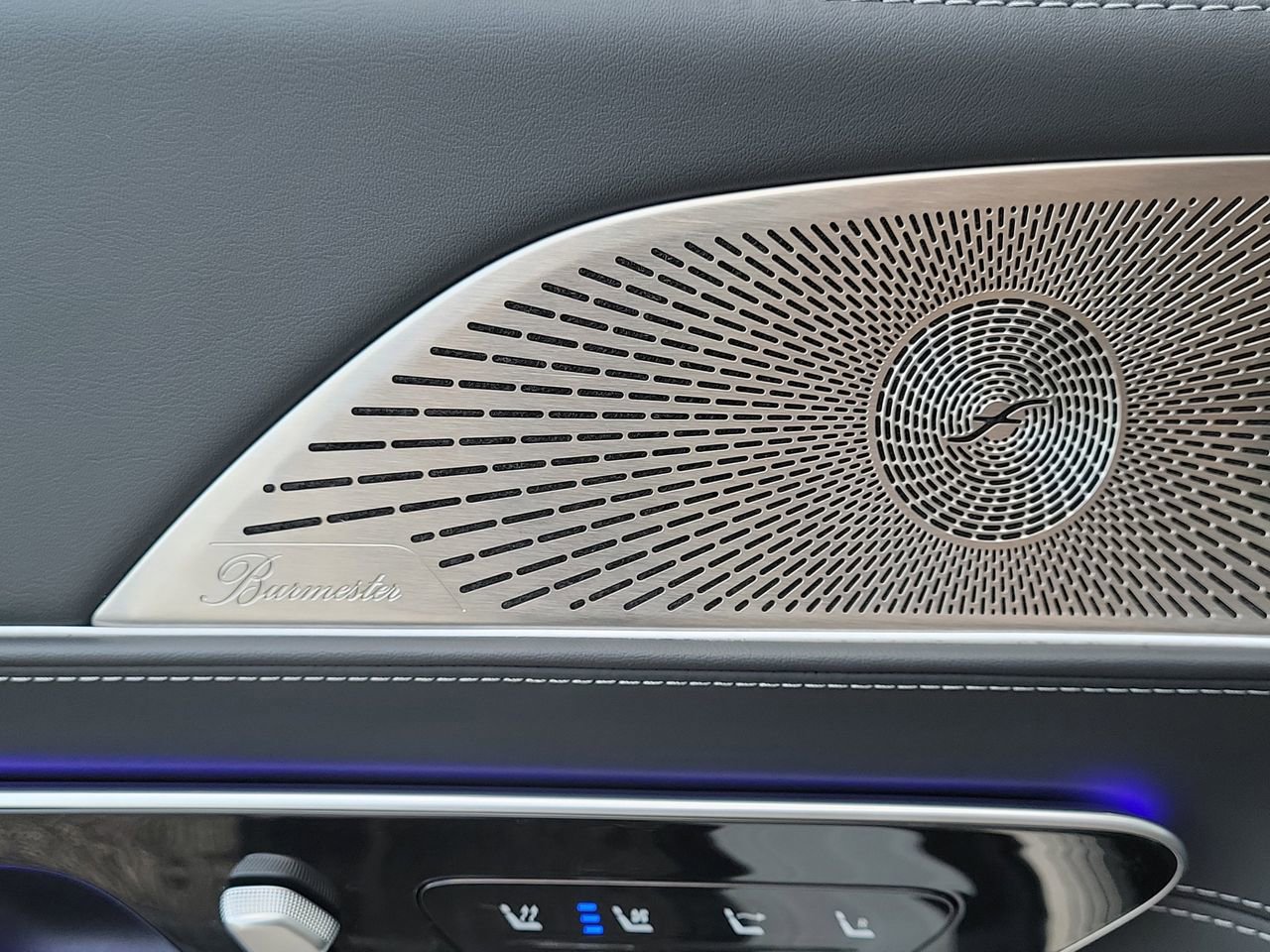 Certified 2022 Mercedes-Benz SL 63 AMG 4MATIC image 18