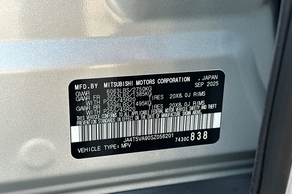 New 2025 Mitsubishi Outlander SE image 28