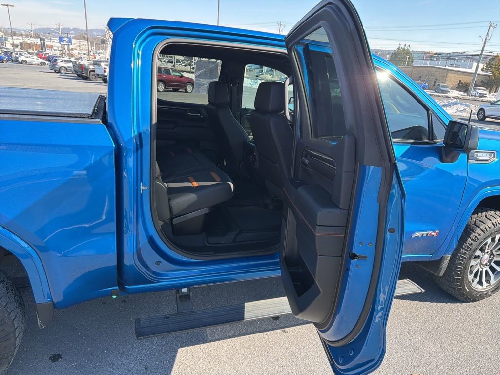 Used 2022 GMC Sierra 1500 AT4 w/ AT4 Preferred Package image 23