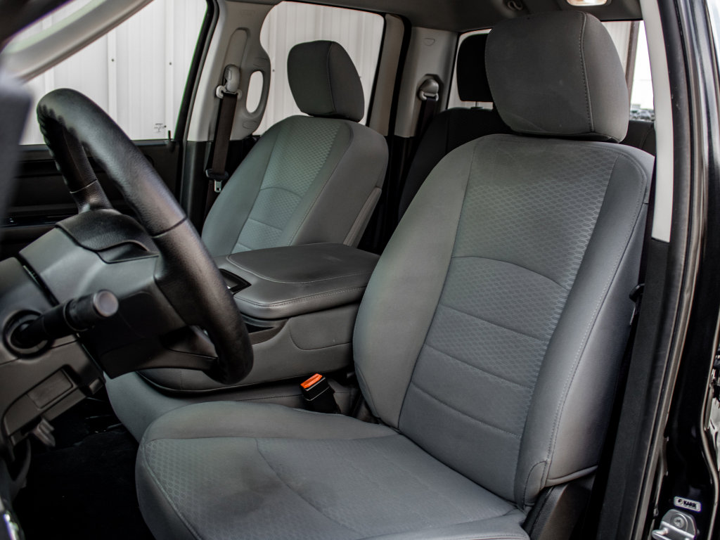 Used 2017 RAM 1500 Express image 18