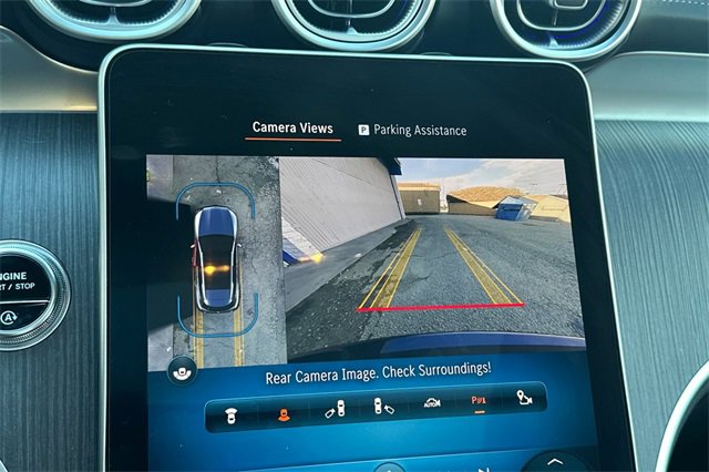 Used 2024 Mercedes-Benz GLC 43 AMG 4MATIC image 25