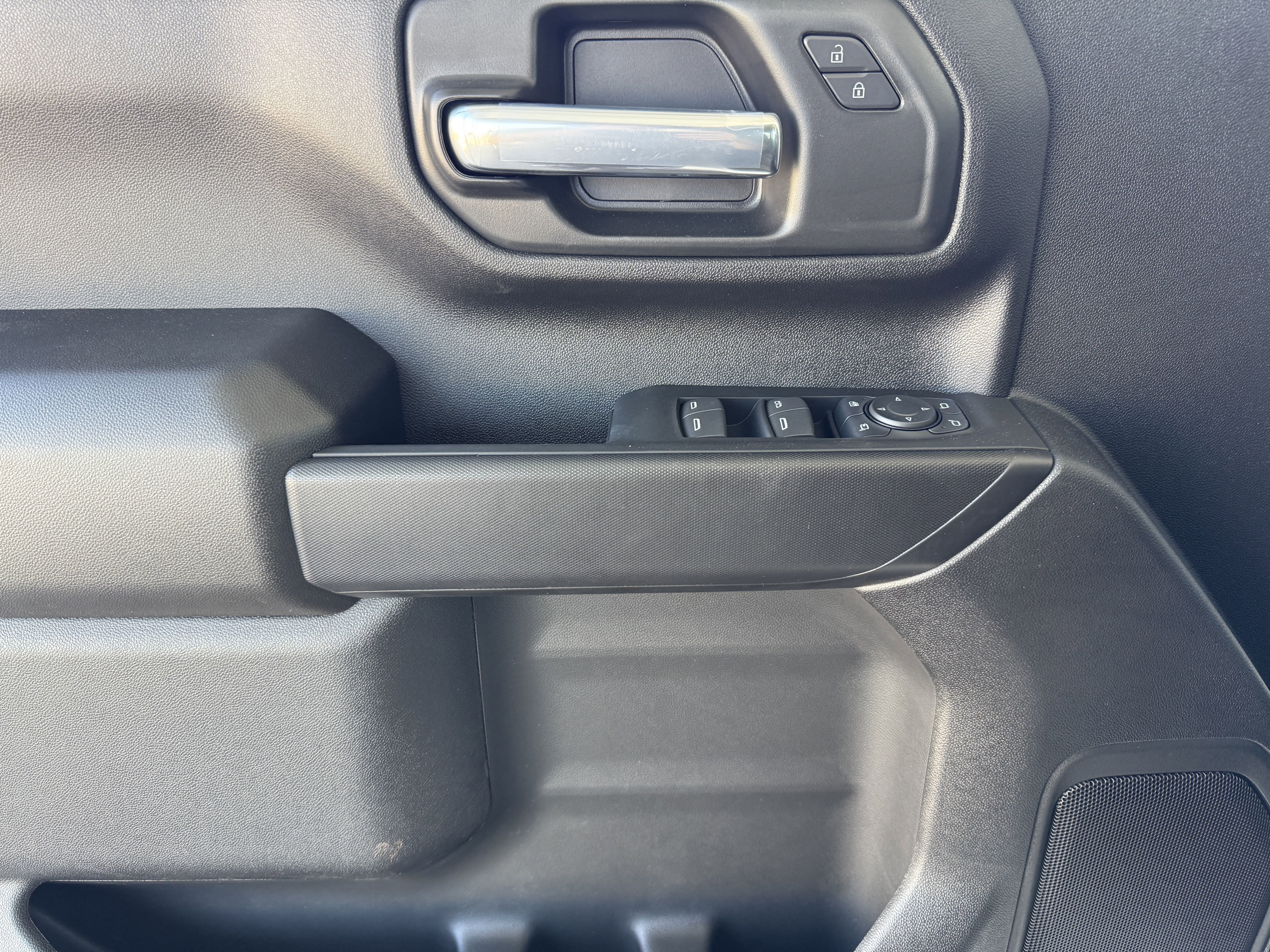 New 2025 Chevrolet Silverado 2500 W/T w/ WT Convenience Package image 9