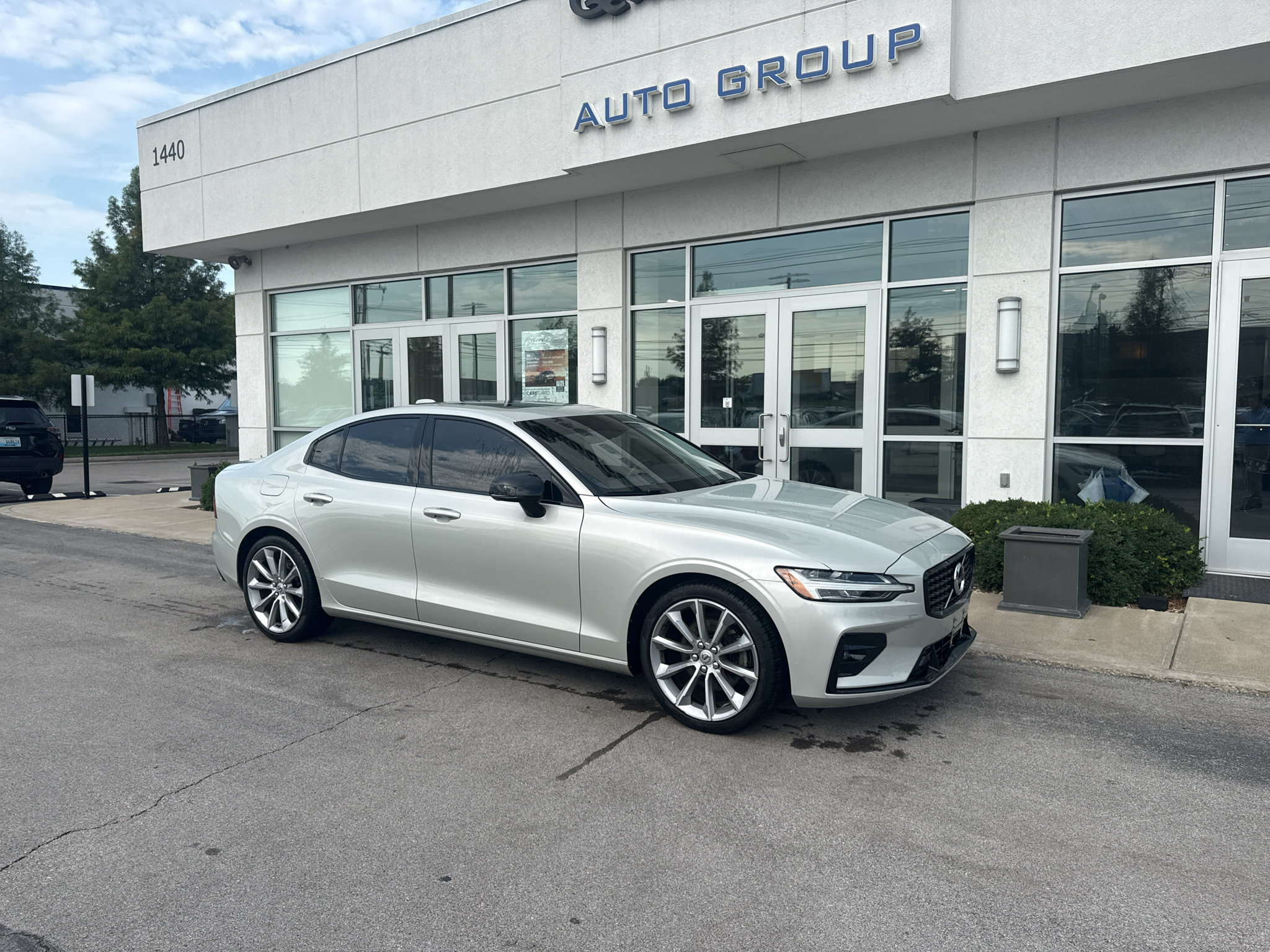 Used 2021 Volvo S60 T5 Momentum w/ Premium Package