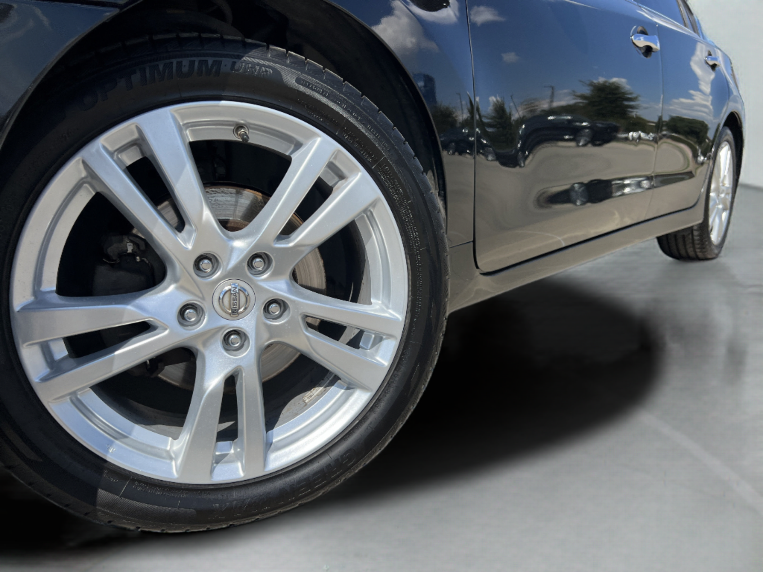 Used 2015 Nissan Altima 3.5 SL FWD image 31