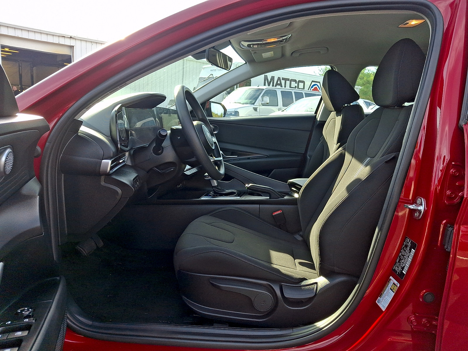 Used 2024 Hyundai Elantra SEL FWD image 13