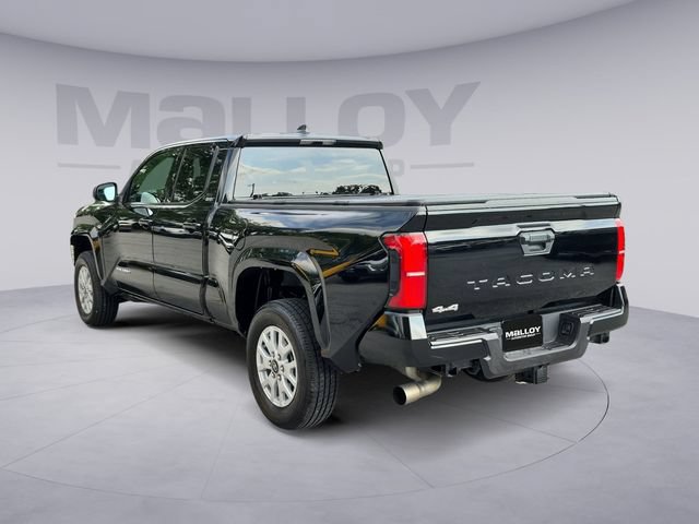 Used 2025 Toyota Tacoma SR5 AWD/4WD image 3