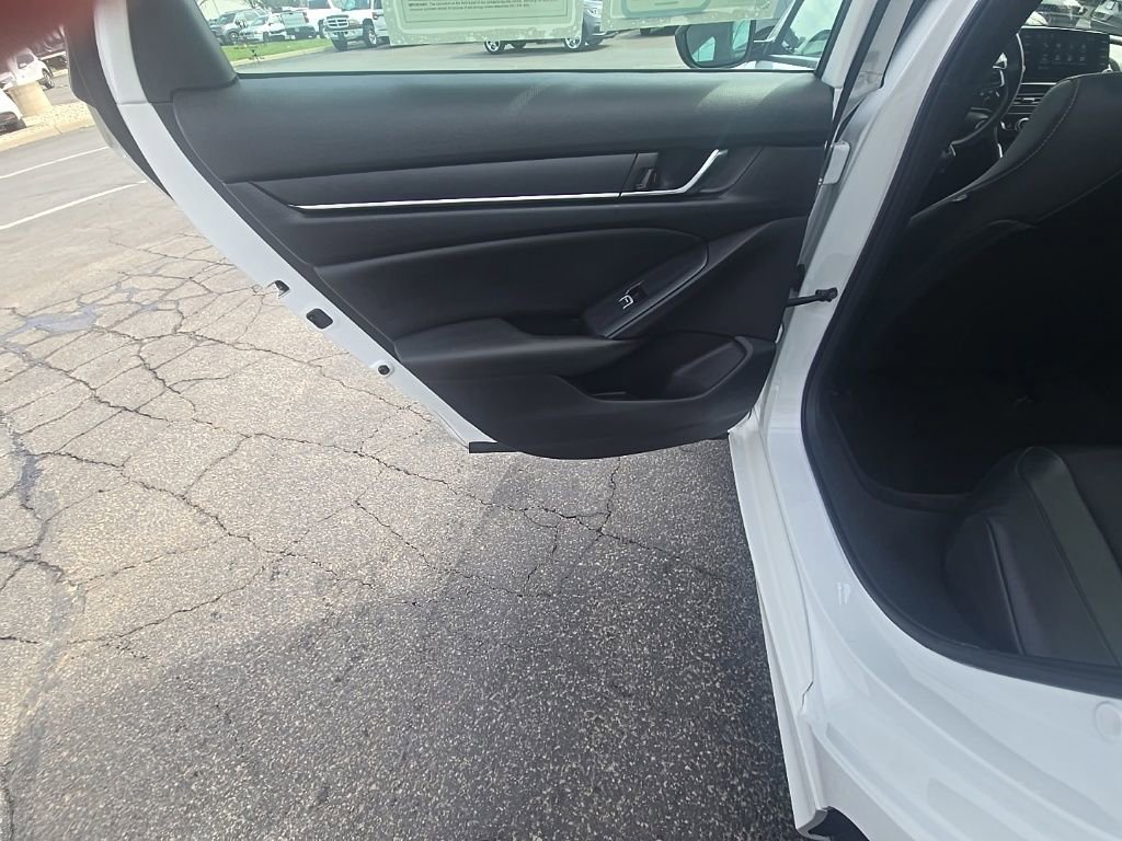 Certified 2022 Honda Accord Sport image 28