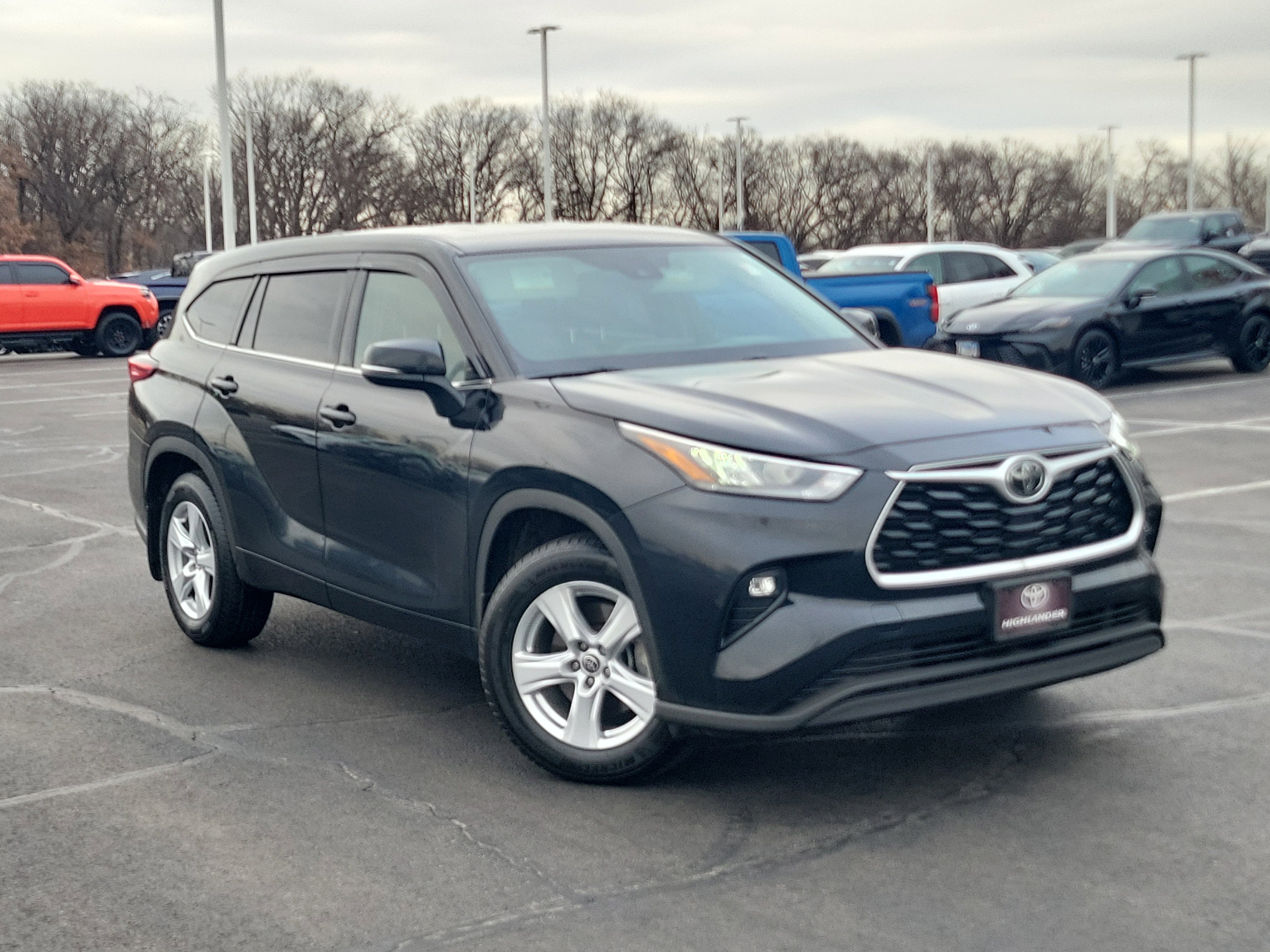 Certified 2020 Toyota Highlander LE image 39