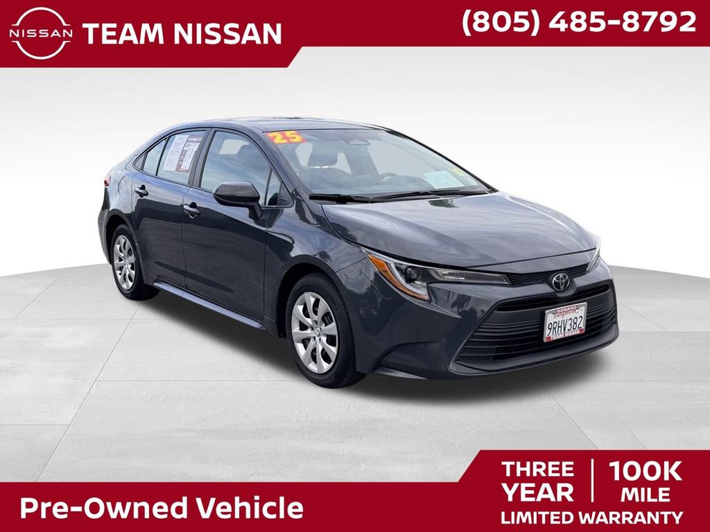 Used 2025 Toyota Corolla LE image 1