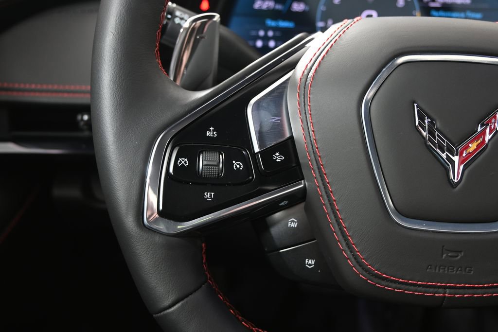 Used 2024 Chevrolet Corvette Stingray Premium Conv RWD image 37