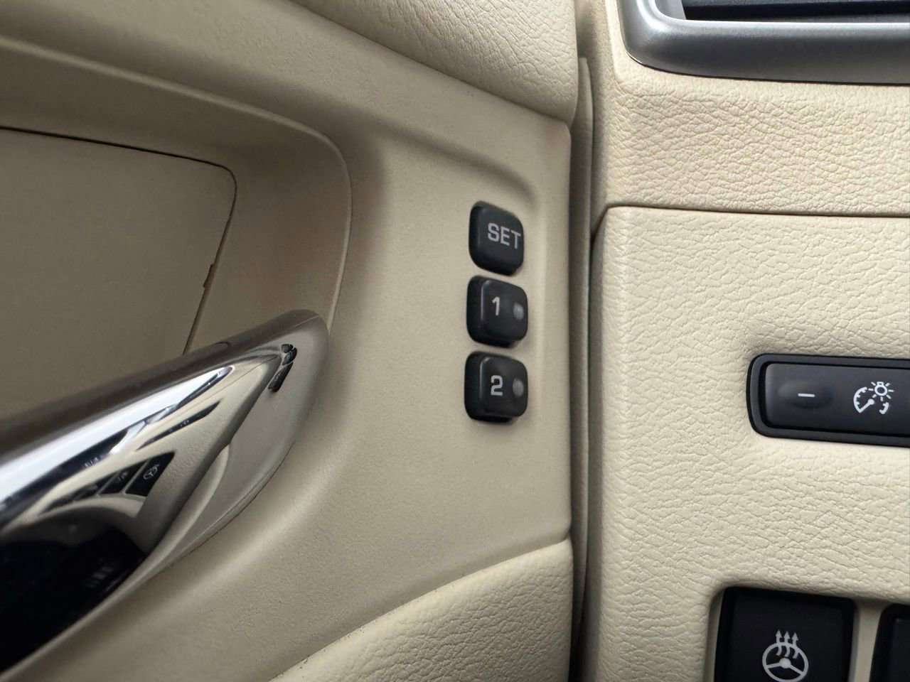 Used 2023 Nissan Murano Platinum w/ Cargo Package FWD image 28