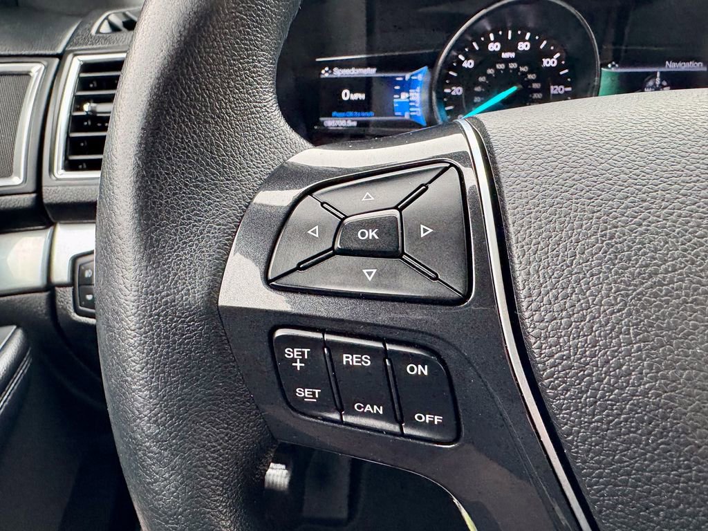 Certified 2017 Ford Explorer Limited image 32