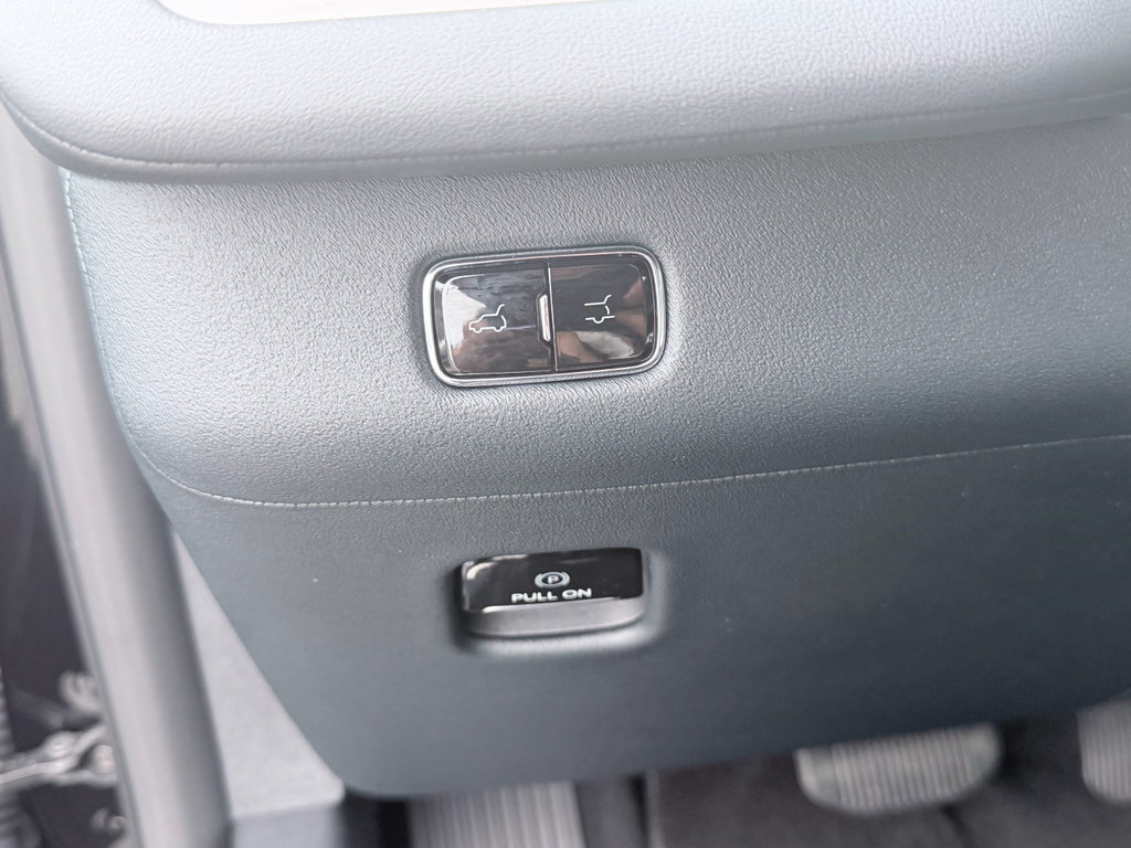 Used 2026 Lincoln Navigator Reserve AWD/4WD image 15