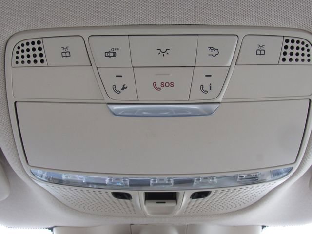 Used 2018 Mercedes-Benz GLC 300 4MATIC image 28