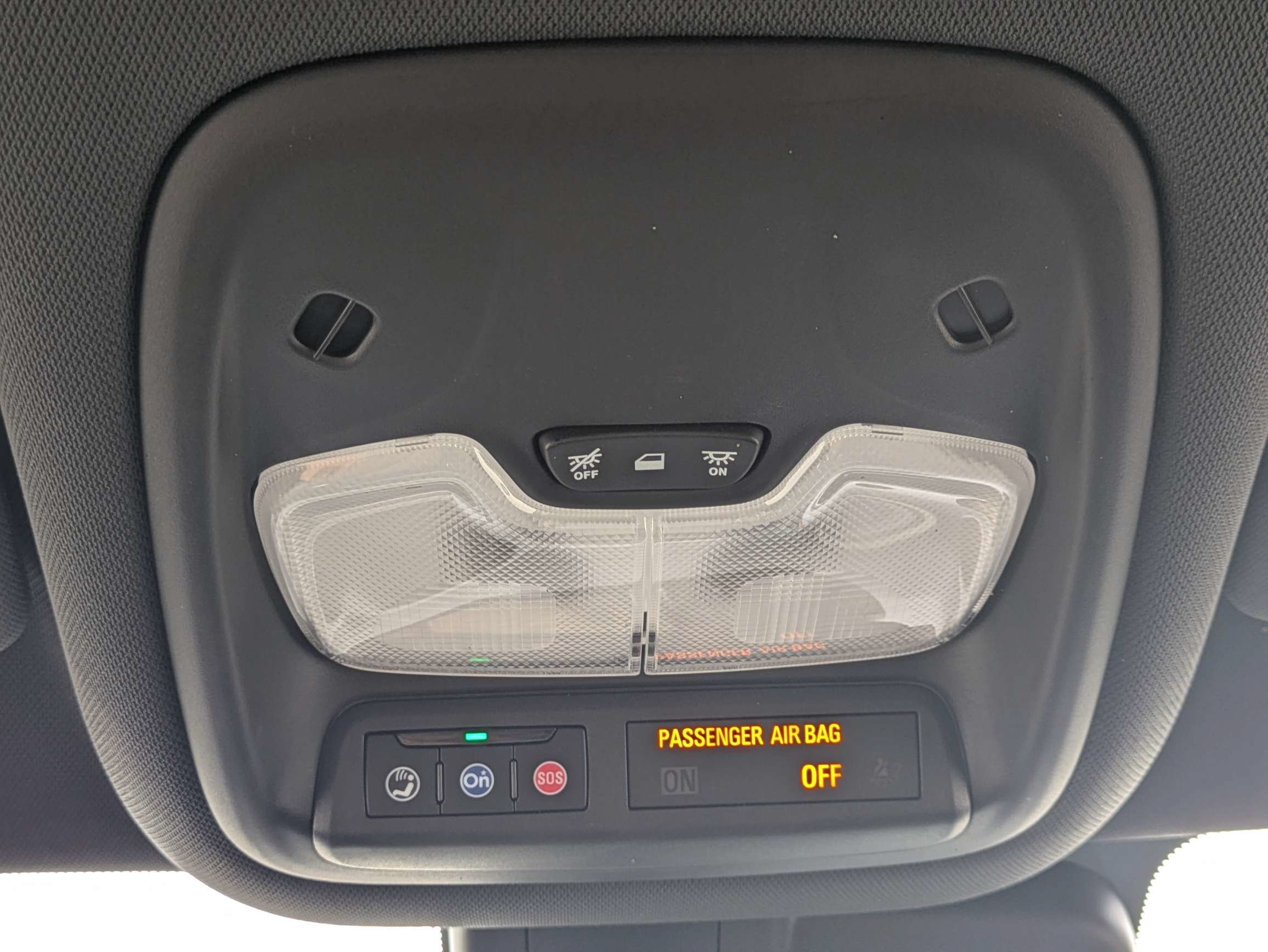 Used 2025 Chevrolet TrailBlazer ACTIV w/ Driver Confidence Package FWD image 23