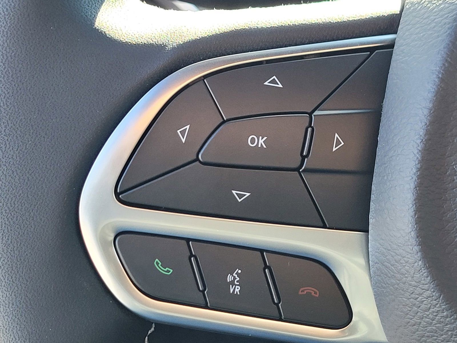 New 2026 Chrysler Pacifica Select FWD image 23